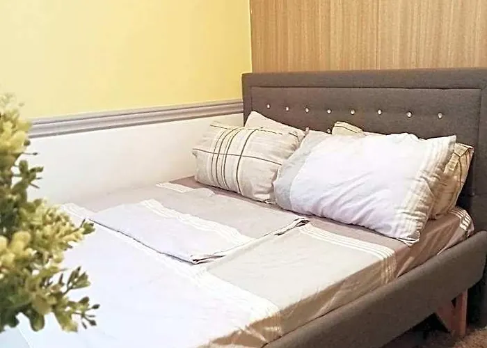 Staycation At Shore 1 Moa By Zurich Management Hotel