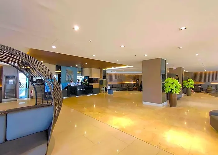 Staycation At Shore 1 Moa By Zurich Management Hotel