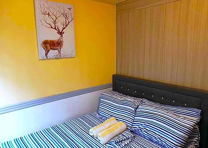 Staycation At Shore 1 Moa By Zurich Management