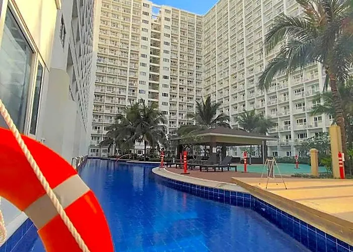 Staycation At Shore 1 Moa By Zurich Management Hotel
